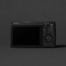 Компактный фотоаппарат RICOH GR IIIx HDF модель S0001297 от Ricoh