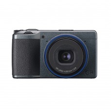 Компактный фотоаппарат RICOH GR IIIx Urban Edition в комплекте с чехлом GC11 Компактный фотоаппарат RICOH GR IIIx Urban Edition в комплекте с чехлом GC11 модель S0129600 от Ricoh