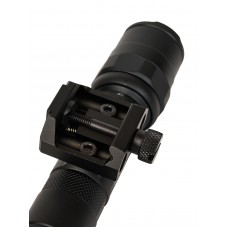 Фонарь подствольный Skywoods Hunter Pro 650 люмен, выносная кнопка, ЛЦУ модель RL650G от Skywoods